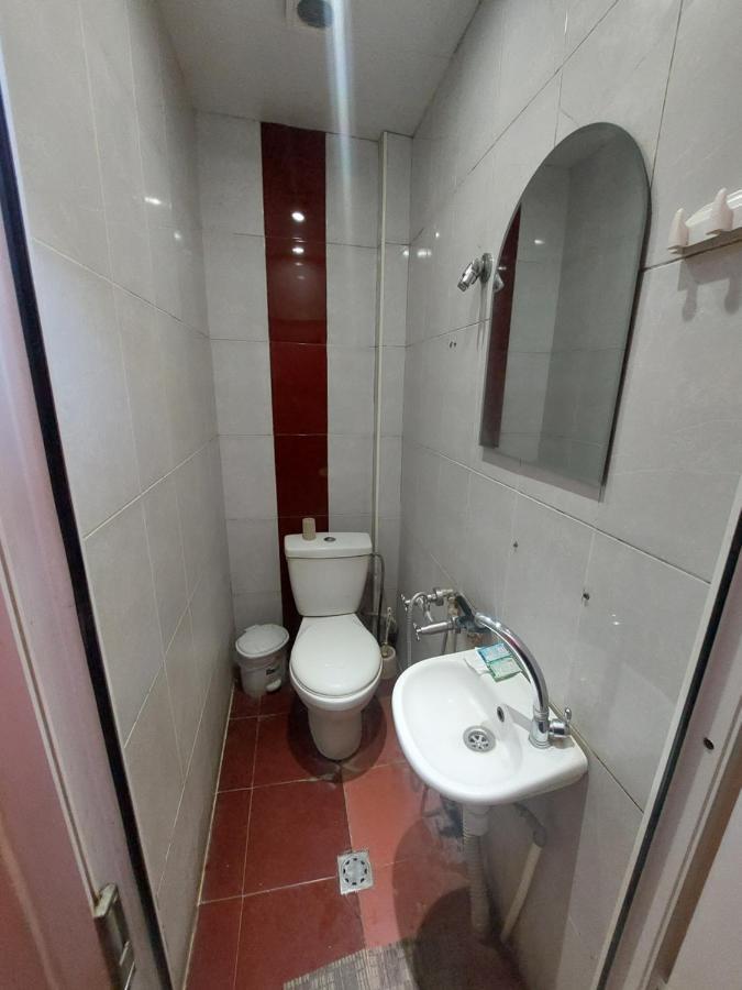 Rp Hotel- Hostel Єреван Екстер'єр фото