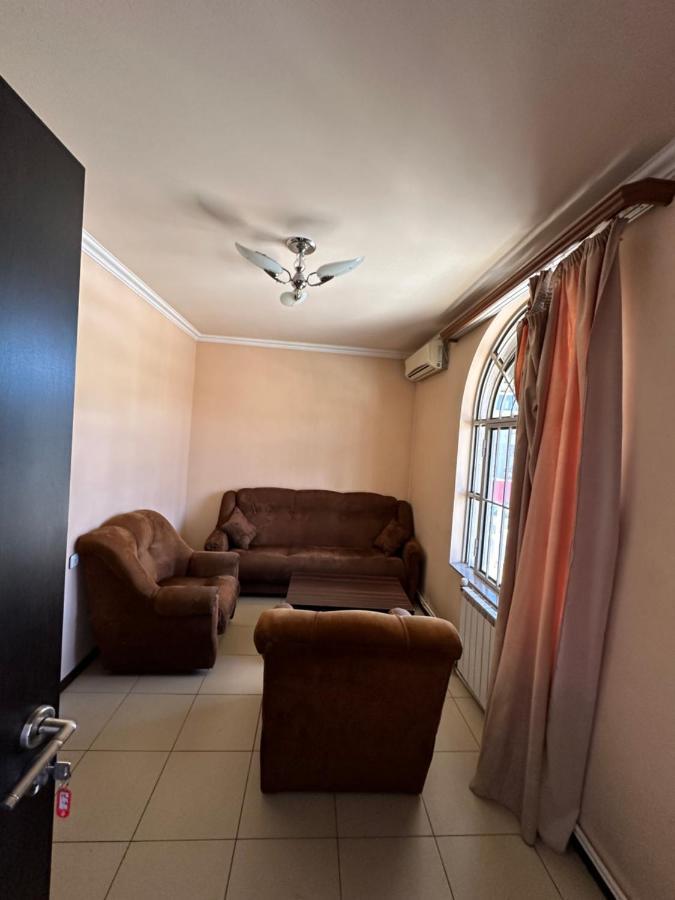 Rp Hotel- Hostel Єреван Екстер'єр фото