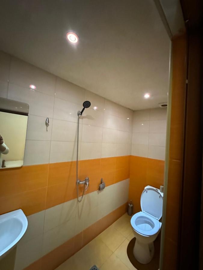 Rp Hotel- Hostel Єреван Екстер'єр фото
