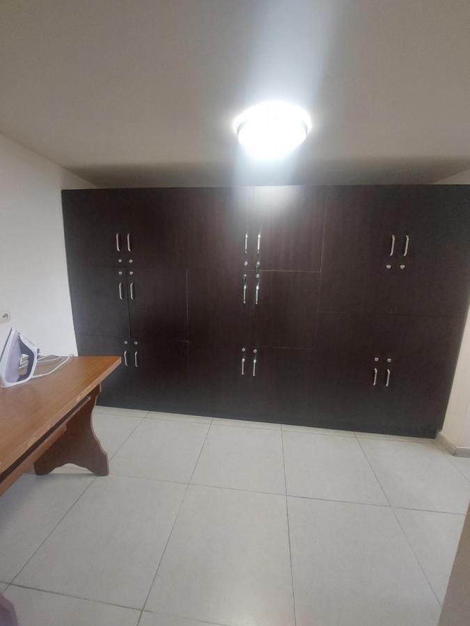 Rp Hotel- Hostel Єреван Екстер'єр фото