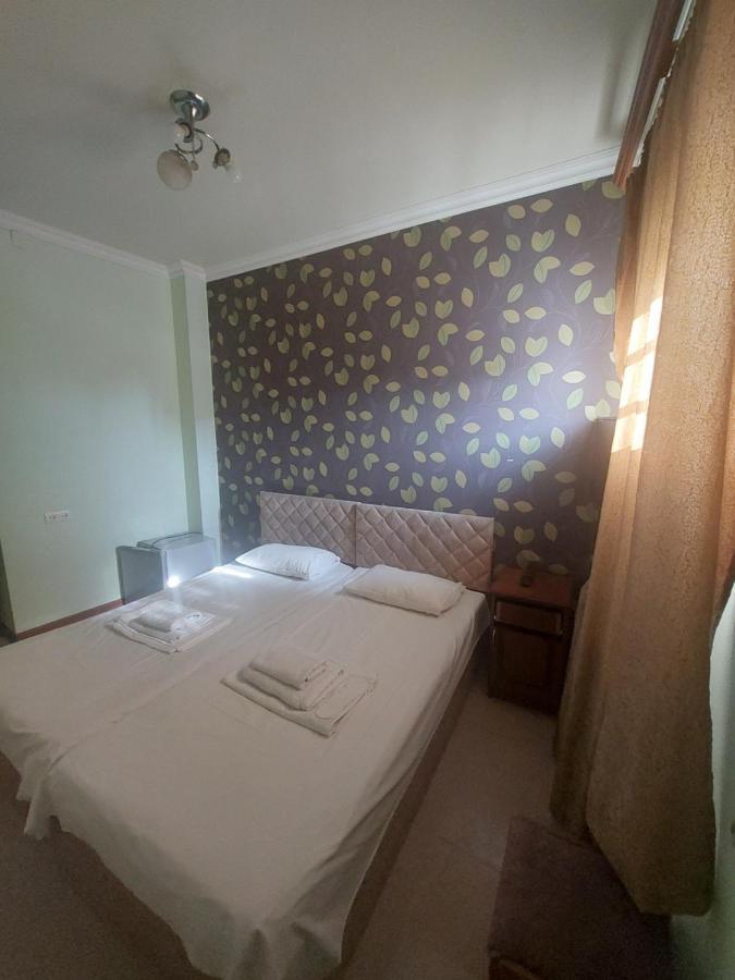 Rp Hotel- Hostel Єреван Екстер'єр фото
