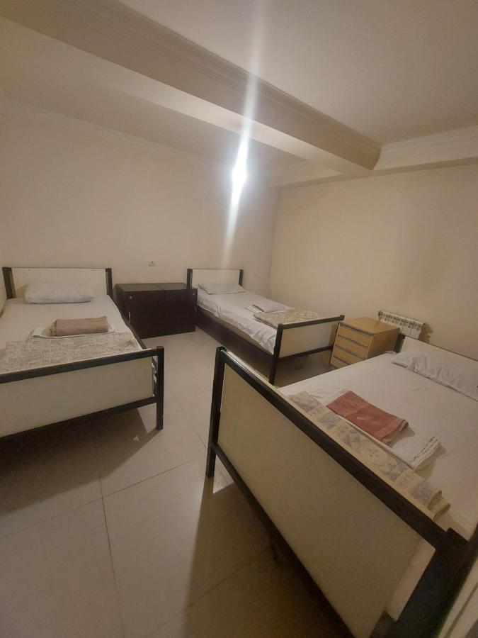 Rp Hotel- Hostel Єреван Екстер'єр фото