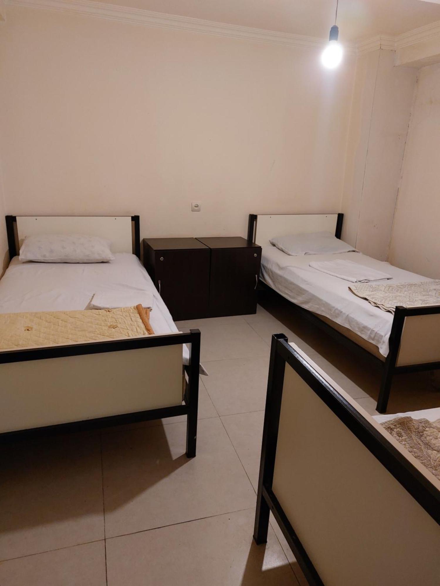 Rp Hotel- Hostel Єреван Екстер'єр фото