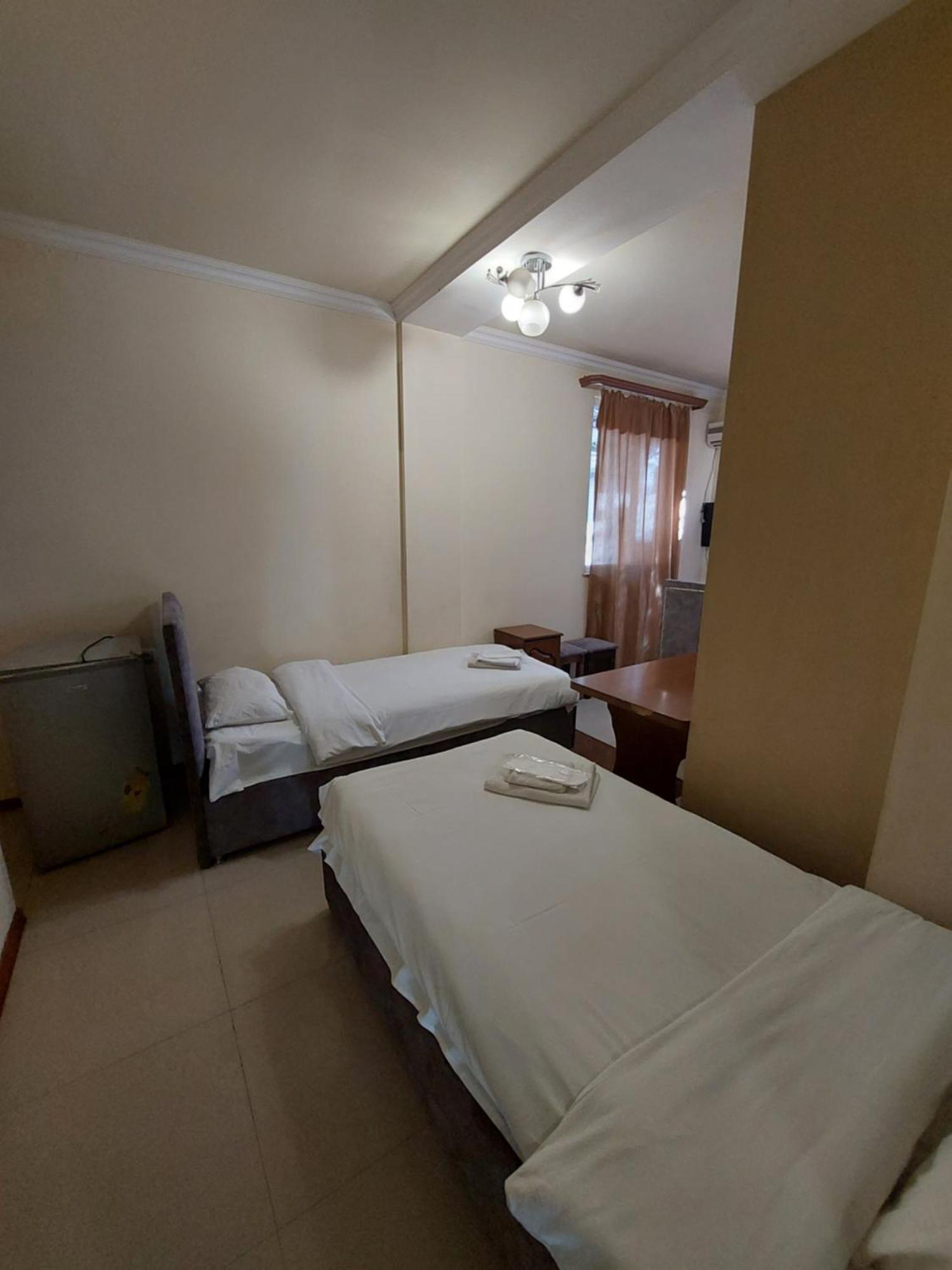 Rp Hotel- Hostel Єреван Екстер'єр фото