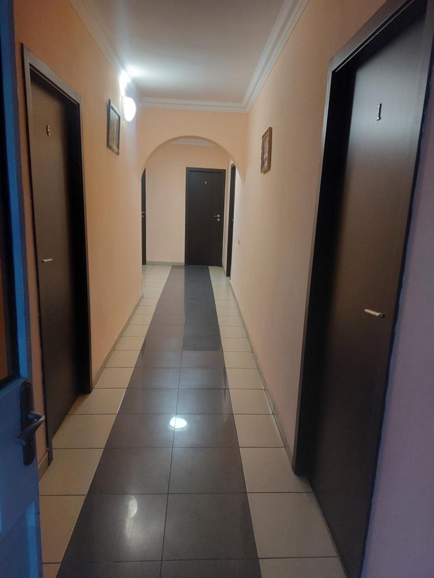 Rp Hotel- Hostel Єреван Екстер'єр фото